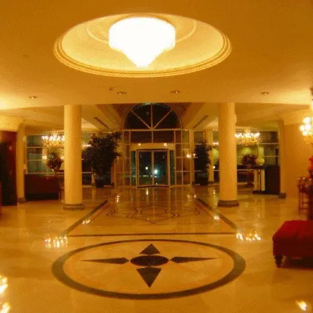 酒店 Alinn Boutique (adults Only) 4*