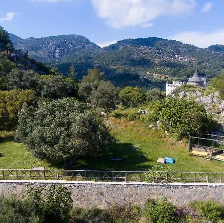 Alinn Boutique (adults Only)