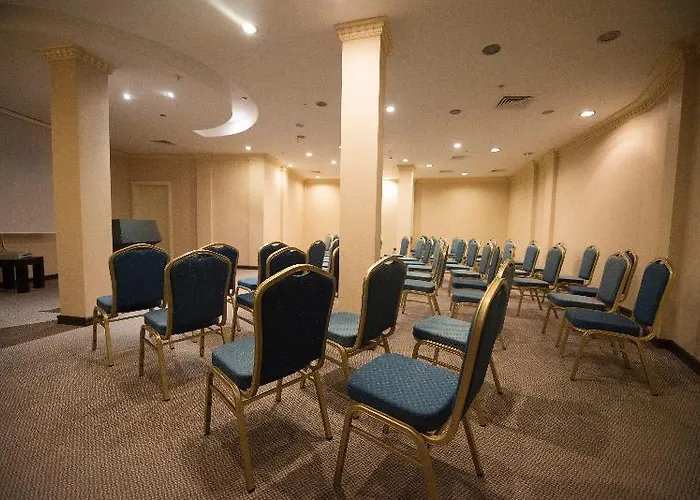 Alinn Boutique (adults Only) 사리게르메