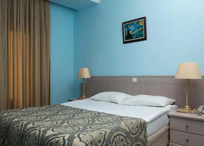 Alinn Boutique (adults Only) 사리게르메