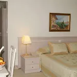Alinn Boutique (adults Only)