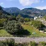 Alinn Boutique (adults Only)