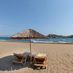 Alinn Boutique (adults Only) סאריגרמה
