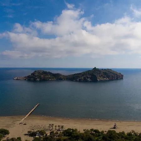 Alinn Boutique (adults Only) ホテル サルゲルメ