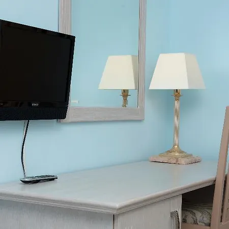 Alinn Boutique (adults Only) ホテル