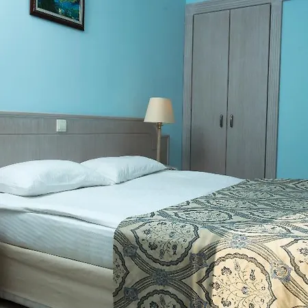Alinn Boutique (adults Only)