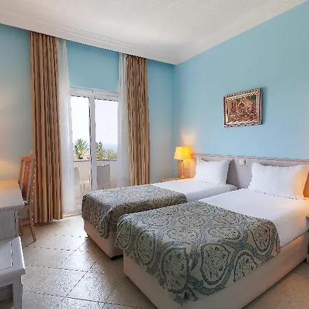 Отель Alinn Boutique (adults Only)